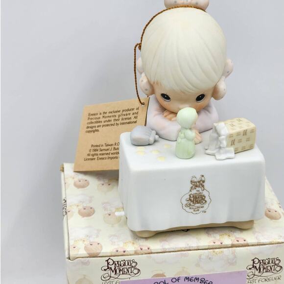 Precious Moments Figurine My Happiness C0010 1990 Symbol Of Membership Box Tags - Picture 7 of 10